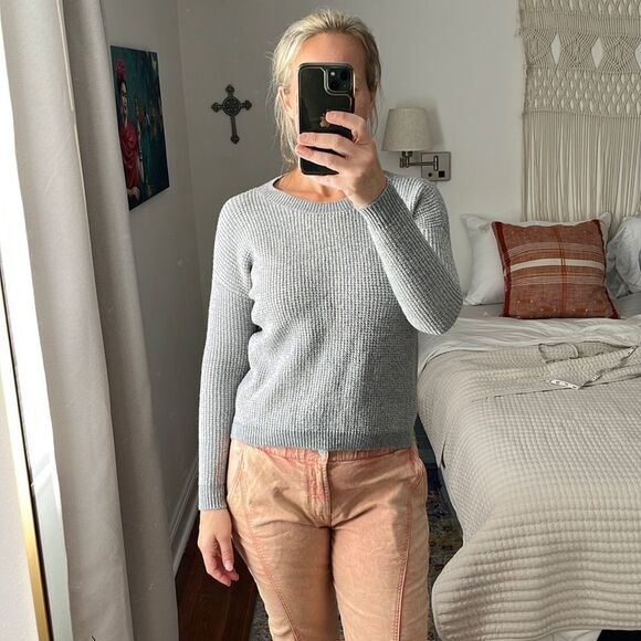Wilfred Free‎ Aritzia Sweater Womens XS Wool Grey Knit - Picture 2 of 8